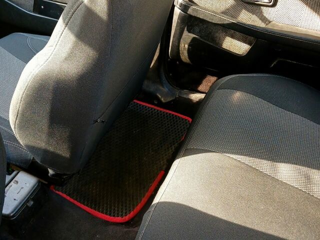 Мазда 626, об'ємом двигуна 20 л та пробігом 319 тис. км за 1000 $, фото 2 на Automoto.ua