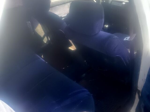 Мазда 626, об'ємом двигуна 1.8 л та пробігом 268 тис. км за 500 $, фото 5 на Automoto.ua