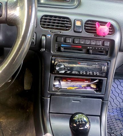 Мазда 626, об'ємом двигуна 1.8 л та пробігом 380 тис. км за 1500 $, фото 4 на Automoto.ua