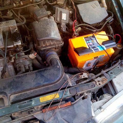 Мазда 626, объемом двигателя 2 л и пробегом 450 тыс. км за 1890 $, фото 2 на Automoto.ua