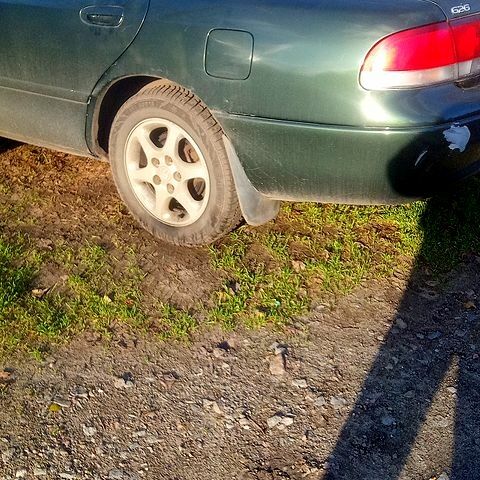 Мазда 626, объемом двигателя 2 л и пробегом 450 тыс. км за 1890 $, фото 8 на Automoto.ua