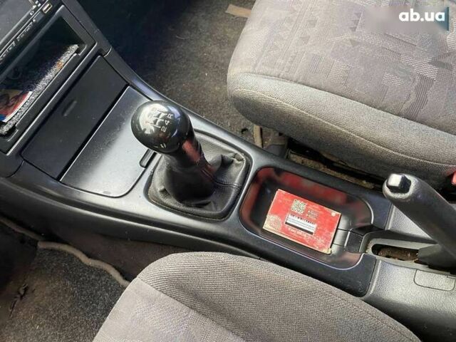 Мазда 626, объемом двигателя 0 л и пробегом 466 тыс. км за 2500 $, фото 12 на Automoto.ua