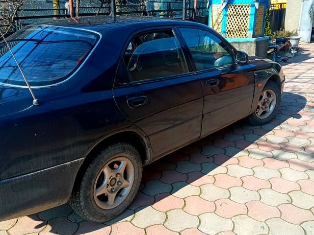 Мазда 626, объемом двигателя 2 л и пробегом 300 тыс. км за 2800 $, фото 2 на Automoto.ua