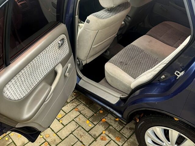 Мазда 626, объемом двигателя 1.8 л и пробегом 0 тыс. км за 1500 $, фото 5 на Automoto.ua