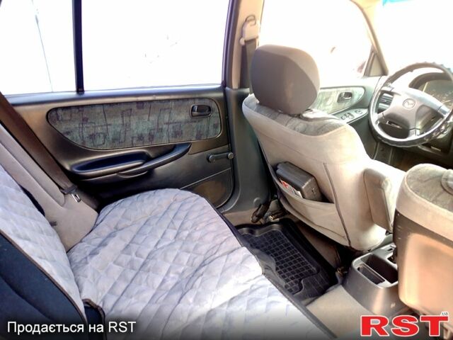 Мазда 626, об'ємом двигуна 1.9 л та пробігом 327 тис. км за 2400 $, фото 3 на Automoto.ua