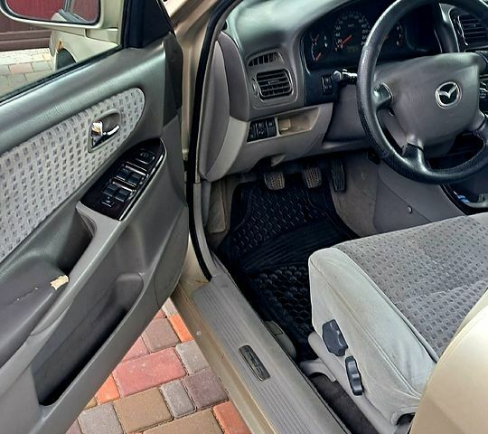 Мазда 626, об'ємом двигуна 2 л та пробігом 260 тис. км за 2500 $, фото 2 на Automoto.ua