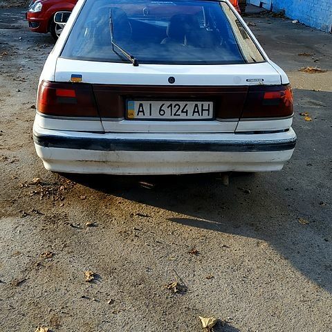 Мазда 626, объемом двигателя 2 л и пробегом 0 тыс. км за 950 $, фото 4 на Automoto.ua