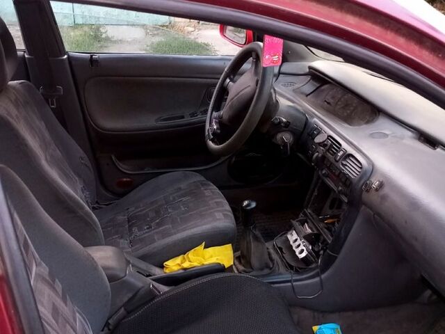 Мазда 626, объемом двигателя 1.8 л и пробегом 0 тыс. км за 850 $, фото 2 на Automoto.ua