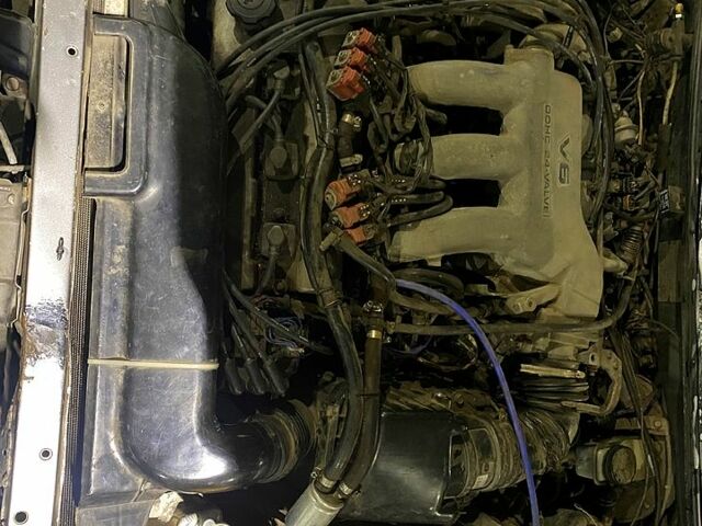 Мазда 626, объемом двигателя 2.5 л и пробегом 485 тыс. км за 1899 $, фото 5 на Automoto.ua