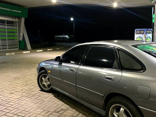 Мазда 626, объемом двигателя 2.5 л и пробегом 485 тыс. км за 1899 $, фото 3 на Automoto.ua