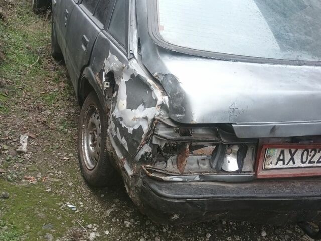 Сірий Мазда 626, об'ємом двигуна 0 л та пробігом 500 тис. км за 424 $, фото 2 на Automoto.ua