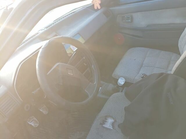 Сірий Мазда 626, об'ємом двигуна 2 л та пробігом 2 тис. км за 550 $, фото 4 на Automoto.ua