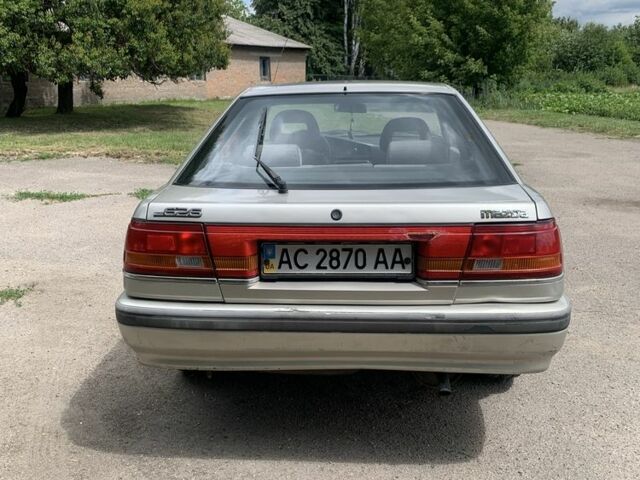 Серый Мазда 626, объемом двигателя 1.6 л и пробегом 178 тыс. км за 1500 $, фото 3 на Automoto.ua