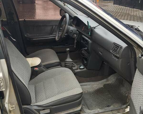 Серый Мазда 626, объемом двигателя 2 л и пробегом 343 тыс. км за 1273 $, фото 9 на Automoto.ua