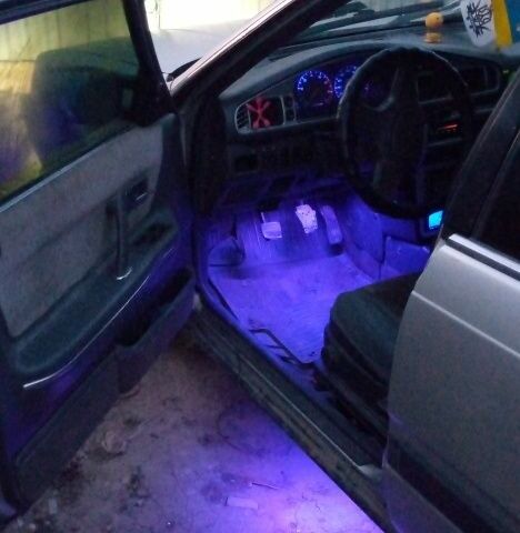 Сірий Мазда 626, об'ємом двигуна 2 л та пробігом 527 тис. км за 950 $, фото 6 на Automoto.ua