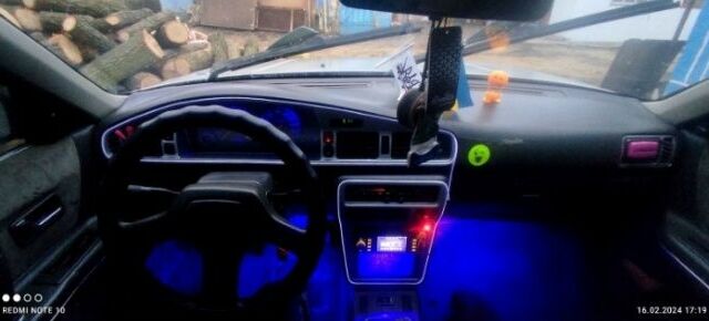 Сірий Мазда 626, об'ємом двигуна 2 л та пробігом 527 тис. км за 950 $, фото 5 на Automoto.ua