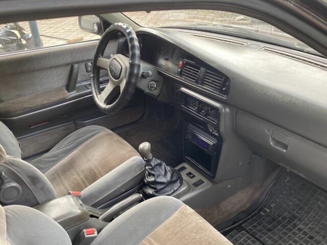 Сірий Мазда 626, об'ємом двигуна 2 л та пробігом 250 тис. км за 1250 $, фото 3 на Automoto.ua