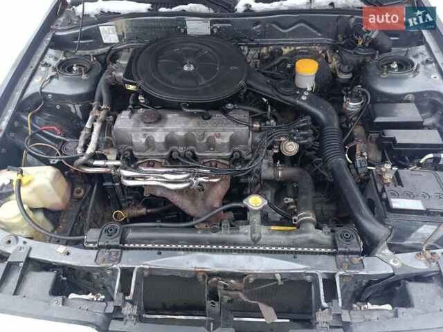 Сірий Мазда 626, об'ємом двигуна 2 л та пробігом 300 тис. км за 1300 $, фото 3 на Automoto.ua