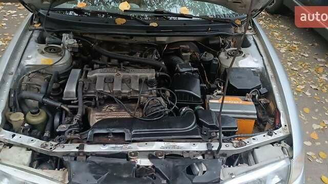 Серый Мазда 626, объемом двигателя 1.99 л и пробегом 448 тыс. км за 550 $, фото 16 на Automoto.ua