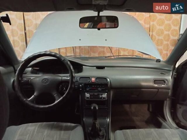 Серый Мазда 626, объемом двигателя 2 л и пробегом 490 тыс. км за 2200 $, фото 2 на Automoto.ua