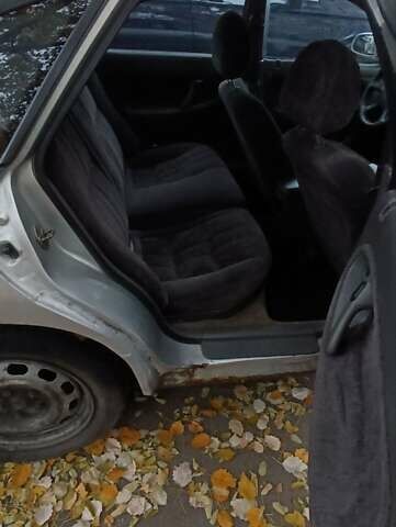 Серый Мазда 626, объемом двигателя 1.99 л и пробегом 448 тыс. км за 550 $, фото 7 на Automoto.ua