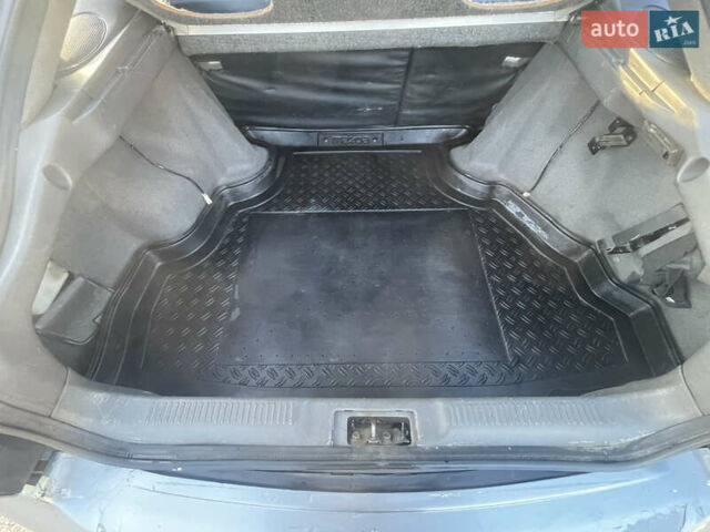 Сірий Мазда 626, об'ємом двигуна 2 л та пробігом 300 тис. км за 2350 $, фото 6 на Automoto.ua