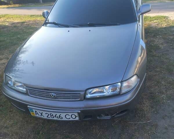 Серый Мазда 626, объемом двигателя 1.99 л и пробегом 300 тыс. км за 2500 $, фото 2 на Automoto.ua