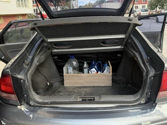 Сірий Мазда 626, об'ємом двигуна 2 л та пробігом 349 тис. км за 1900 $, фото 13 на Automoto.ua