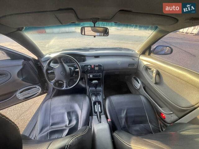 Сірий Мазда 626, об'ємом двигуна 2 л та пробігом 300 тис. км за 2350 $, фото 4 на Automoto.ua