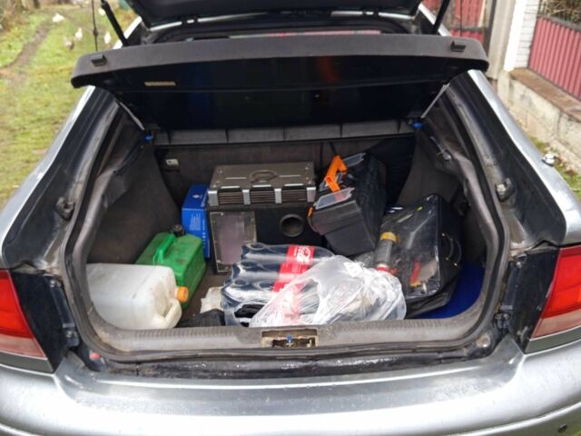 Сірий Мазда 626, об'ємом двигуна 2 л та пробігом 350 тис. км за 2200 $, фото 7 на Automoto.ua