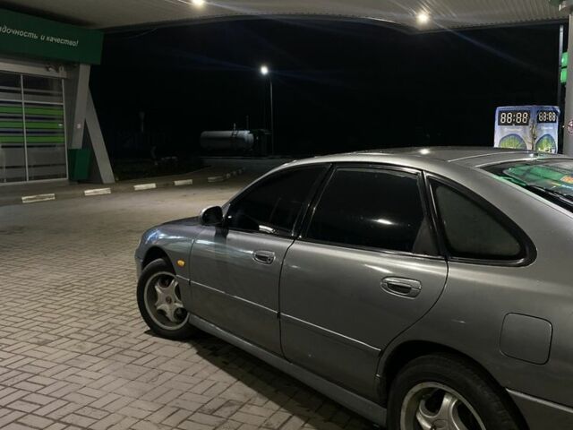 Серый Мазда 626, объемом двигателя 2.5 л и пробегом 480 тыс. км за 1785 $, фото 6 на Automoto.ua