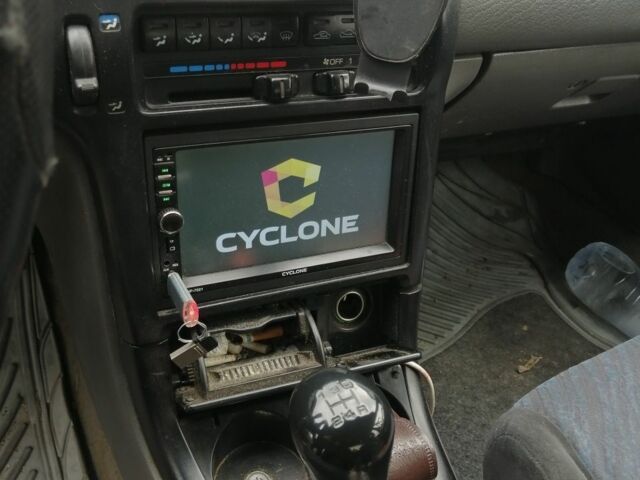 Серый Мазда 626, объемом двигателя 1.8 л и пробегом 1 тыс. км за 1800 $, фото 6 на Automoto.ua