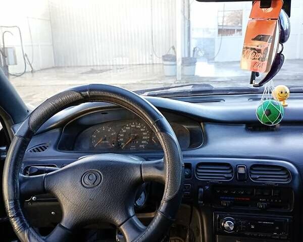 Серый Мазда 626, объемом двигателя 1.8 л и пробегом 444 тыс. км за 1100 $, фото 5 на Automoto.ua