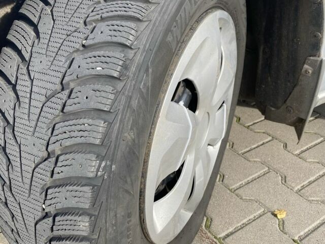 Сірий Мазда 626, об'ємом двигуна 2 л та пробігом 460 тис. км за 2499 $, фото 7 на Automoto.ua