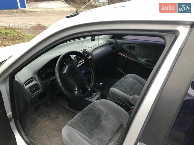 Серый Мазда 626, объемом двигателя 1.99 л и пробегом 400 тыс. км за 2299 $, фото 6 на Automoto.ua