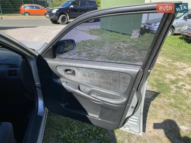 Серый Мазда 626, объемом двигателя 2 л и пробегом 383 тыс. км за 1650 $, фото 16 на Automoto.ua