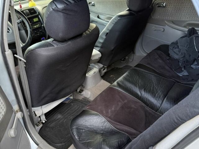 Серый Мазда 626, объемом двигателя 1.8 л и пробегом 299 тыс. км за 2400 $, фото 12 на Automoto.ua