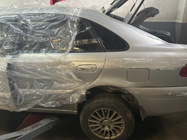 Серый Мазда 626, объемом двигателя 2 л и пробегом 357 тыс. км за 700 $, фото 3 на Automoto.ua