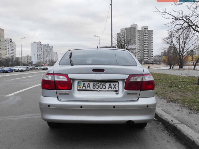 Сірий Мазда 626, об'ємом двигуна 2 л та пробігом 379 тис. км за 2499 $, фото 4 на Automoto.ua