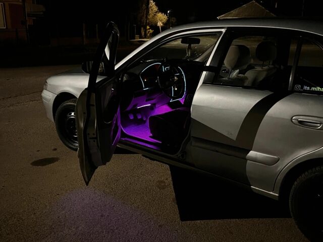 Серый Мазда 626, объемом двигателя 2 л и пробегом 350 тыс. км за 2800 $, фото 4 на Automoto.ua