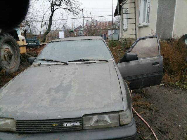 Сірий Мазда 626, об'ємом двигуна 1.6 л та пробігом 24 тис. км за 100 $, фото 2 на Automoto.ua