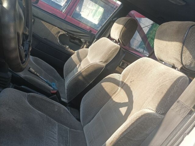 Серый Мазда 626, объемом двигателя 0 л и пробегом 900 тыс. км за 709 $, фото 1 на Automoto.ua