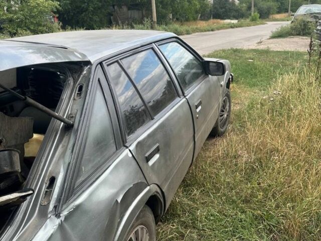 Серый Мазда 626, объемом двигателя 0 л и пробегом 160 тыс. км за 182 $, фото 3 на Automoto.ua