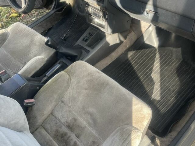 Сірий Мазда 626, об'ємом двигуна 2 л та пробігом 50 тис. км за 357 $, фото 7 на Automoto.ua