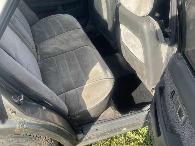 Сірий Мазда 626, об'ємом двигуна 2 л та пробігом 50 тис. км за 357 $, фото 3 на Automoto.ua