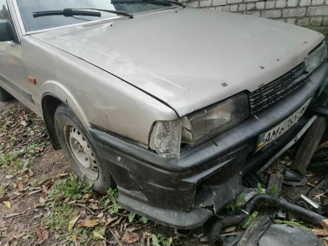 Серый Мазда 626, объемом двигателя 2 л и пробегом 400 тыс. км за 287 $, фото 3 на Automoto.ua