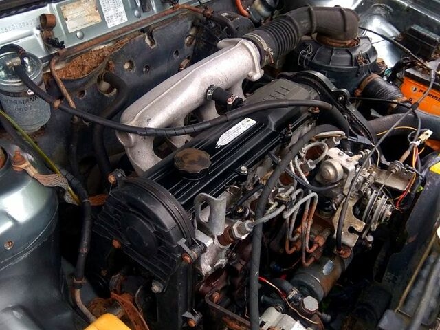 Сірий Мазда 626, об'ємом двигуна 2 л та пробігом 210 тис. км за 1299 $, фото 3 на Automoto.ua