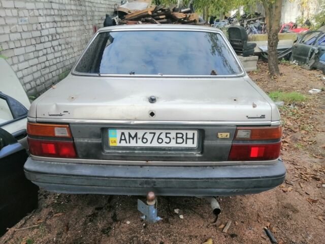 Серый Мазда 626, объемом двигателя 2 л и пробегом 400 тыс. км за 287 $, фото 6 на Automoto.ua