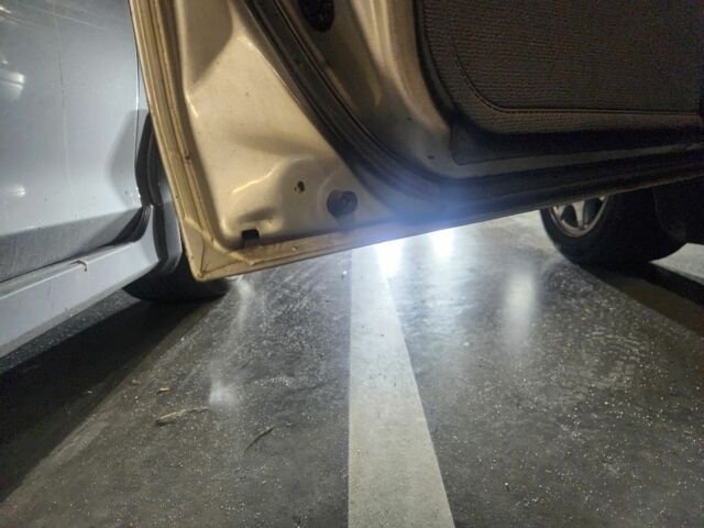 Сірий Мазда 626, об'ємом двигуна 1.8 л та пробігом 280 тис. км за 1650 $, фото 11 на Automoto.ua