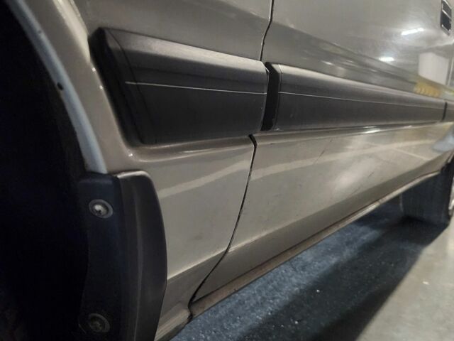 Сірий Мазда 626, об'ємом двигуна 1.8 л та пробігом 280 тис. км за 1650 $, фото 10 на Automoto.ua